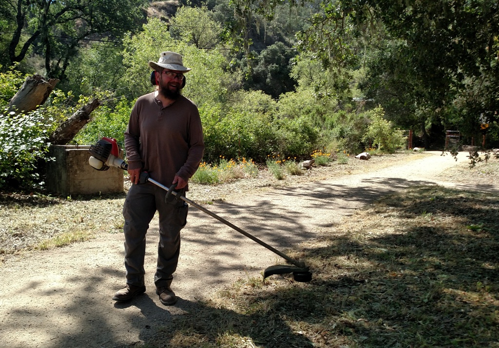 Justin coming down from Thistle Patrol along the loop trail!